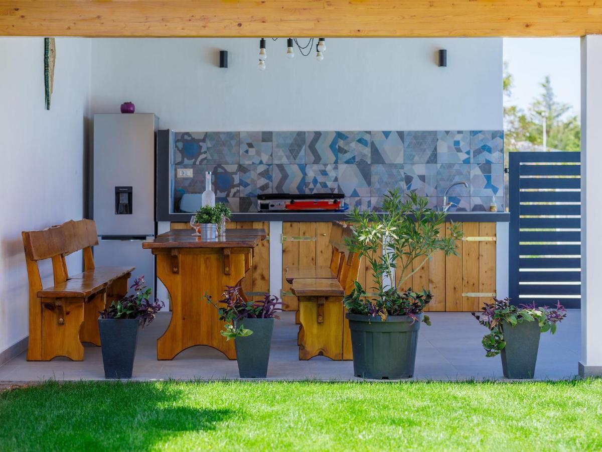 Holiday Home House Eric&Paolo By Interhome بولا المظهر الخارجي الصورة