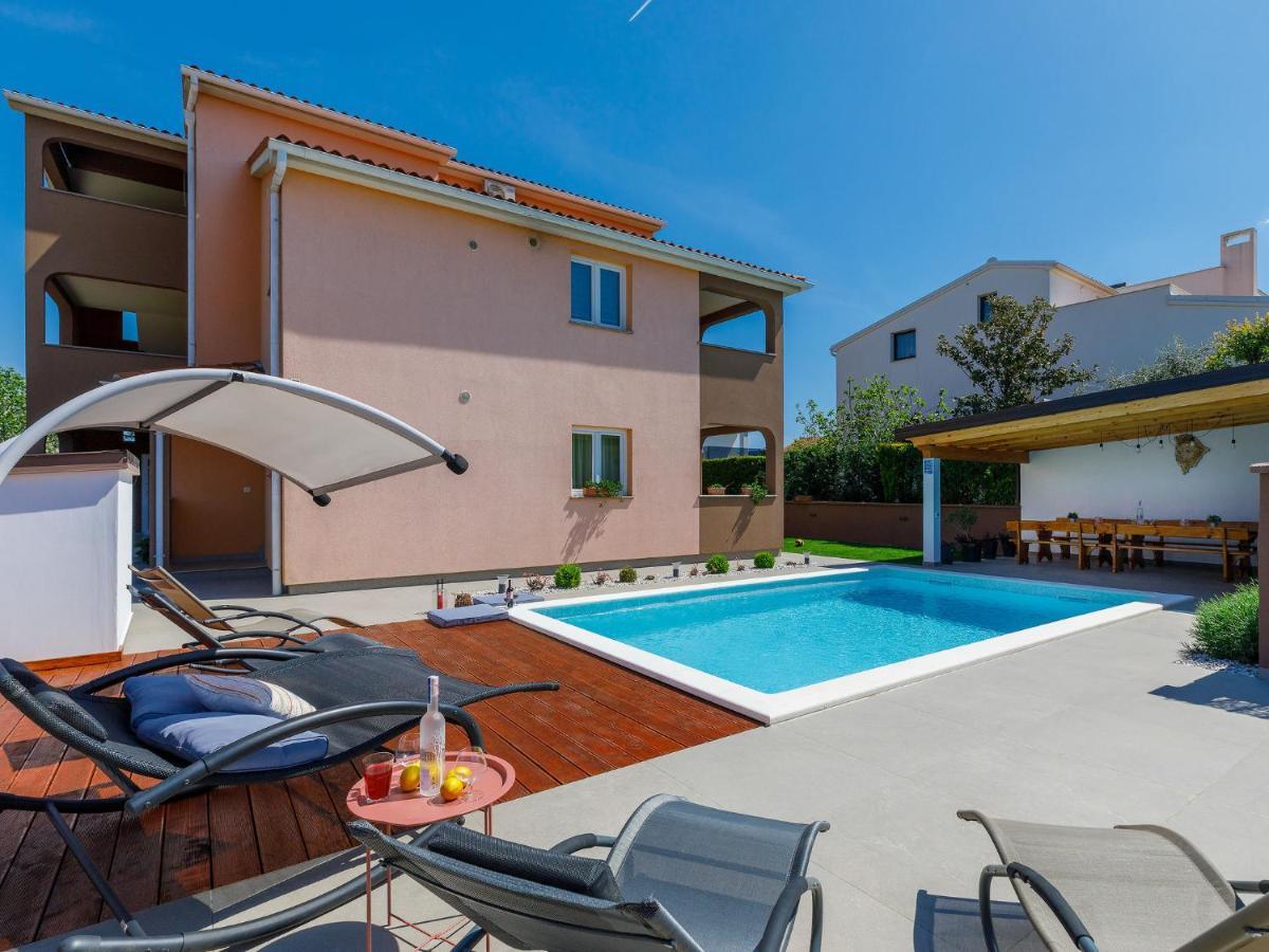 Holiday Home House Eric&Paolo By Interhome بولا المظهر الخارجي الصورة