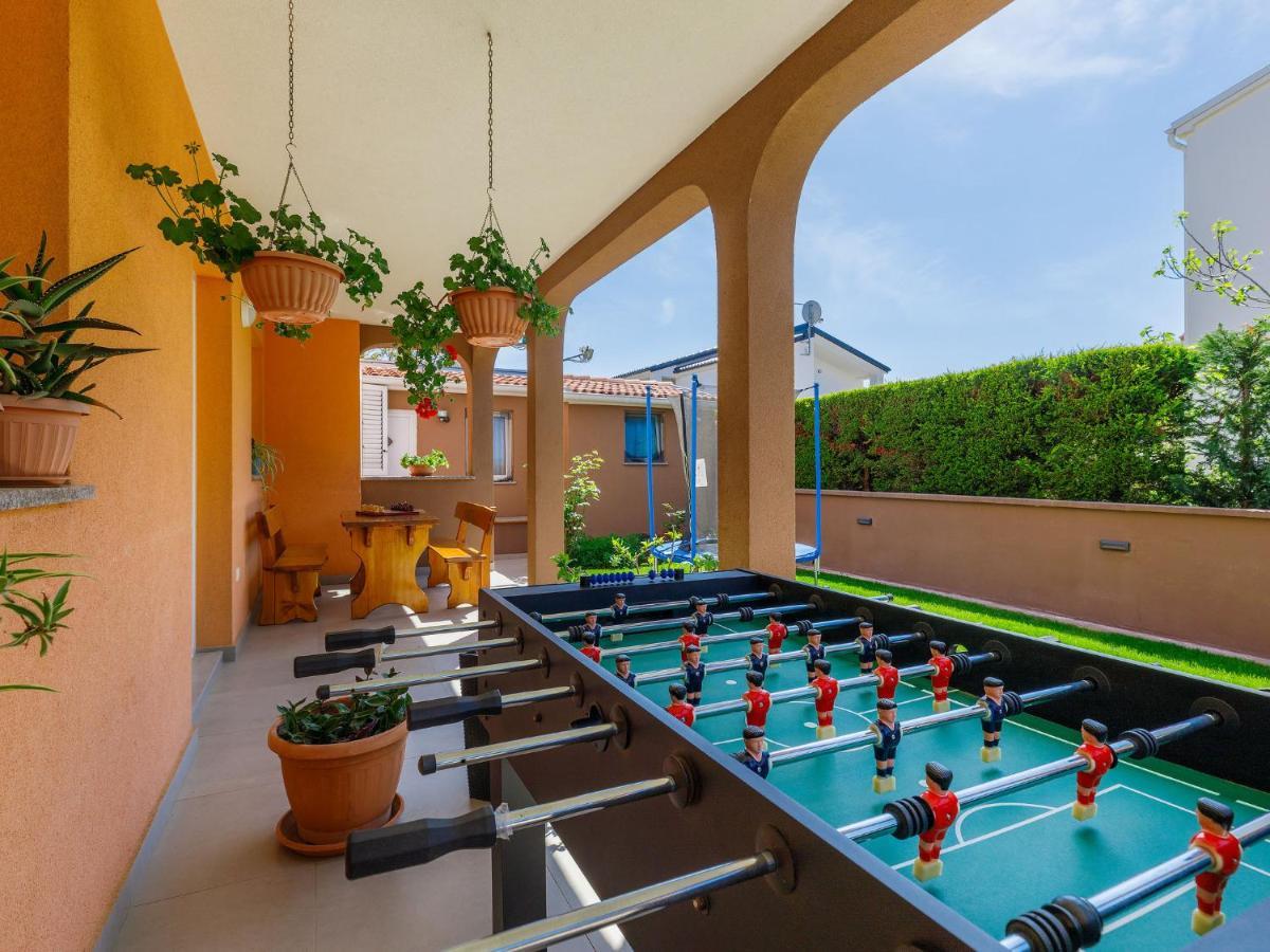 Holiday Home House Eric&Paolo By Interhome بولا المظهر الخارجي الصورة